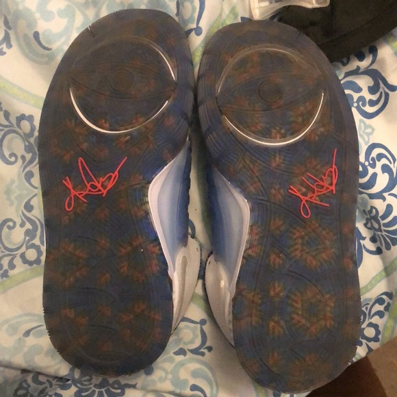 Nike Kyrie 6 "White/Sapphire/Laser Crimson" Grade School Kids' Basketball Shoes - Picture 5 of 8